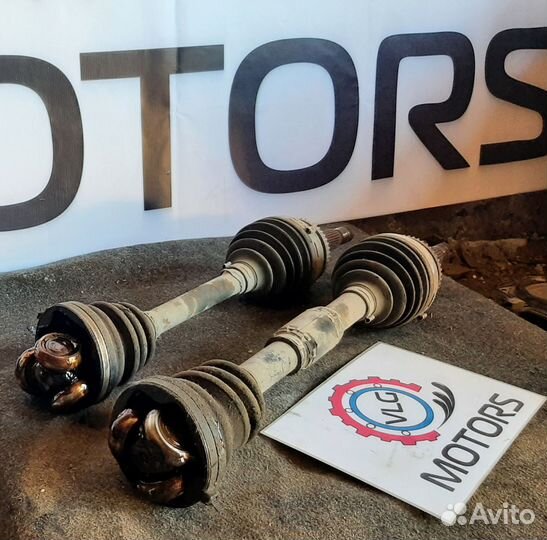 Привод (полуось) перед Toyota Avensis AZT 250