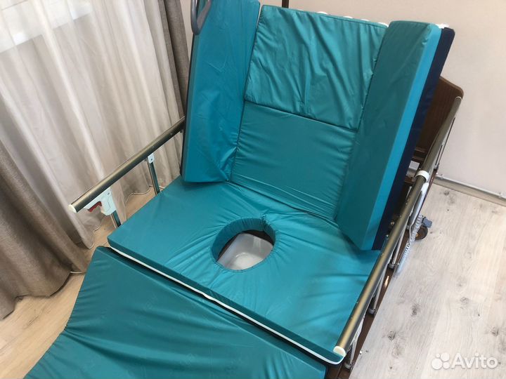 Медицинская электрическая кровать MET Revel NEW