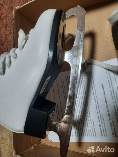 Коньки фигурные