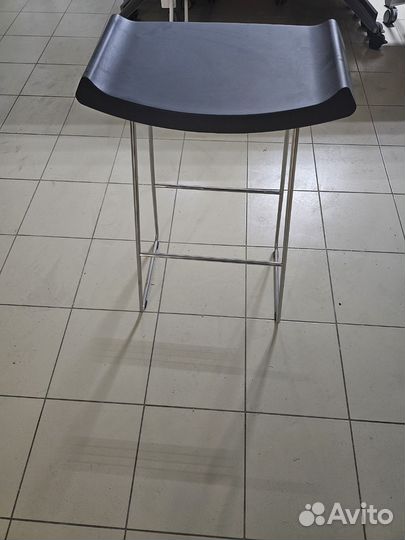 Барный стул
