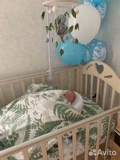 Кроватка детская на дугах