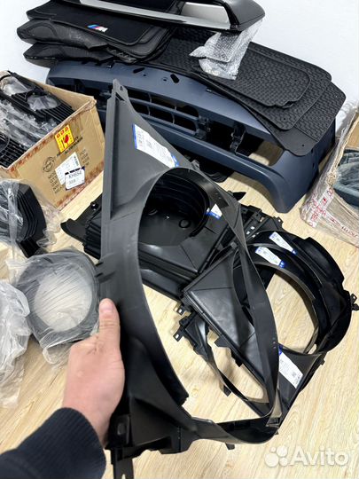 Диффузор радиатора бмв е34 м50б25 кондерный