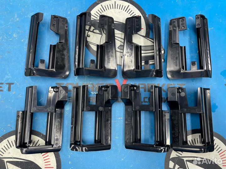 Заглушки крепления сидений Mercedes-Benz C-Class