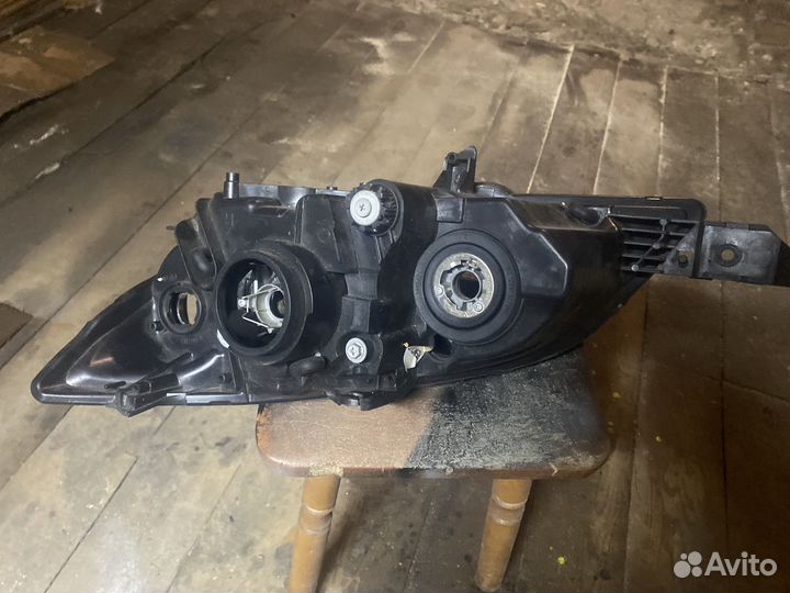 Фара правая mazda 3 bk