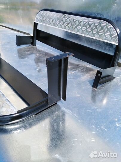 Подножки УАЗ 469 Хантер алюм. нак с защ. бензобака