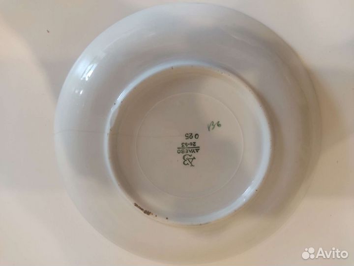 Тарелочка Дулево