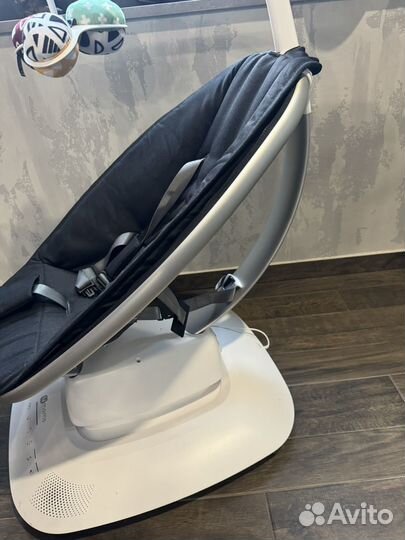 Кресло качалка 4moms MamaRoo 5 classic black