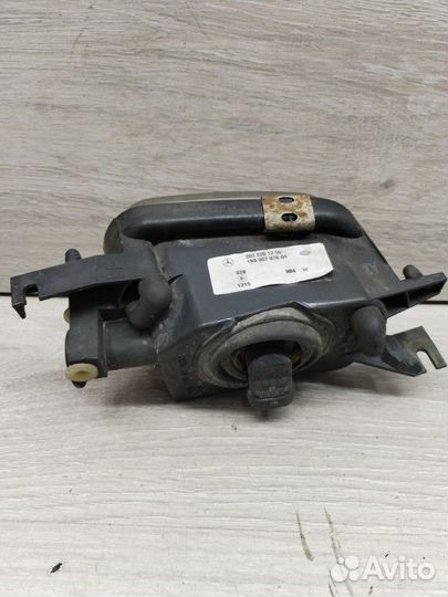 Фара противотуманная правая Mercedes C-Class Coupe