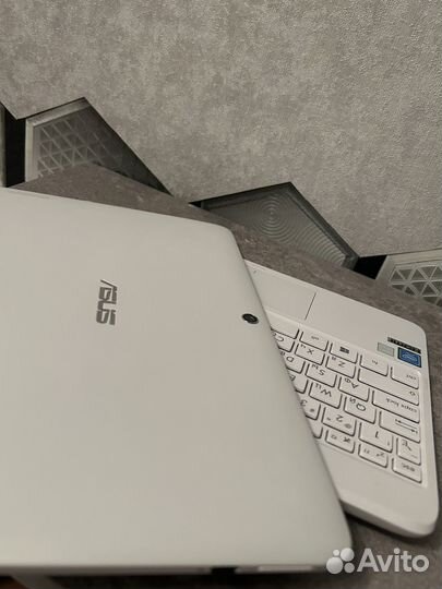 Ноутбук asus