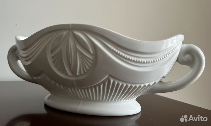 Ваза фруктовница молочное стекло