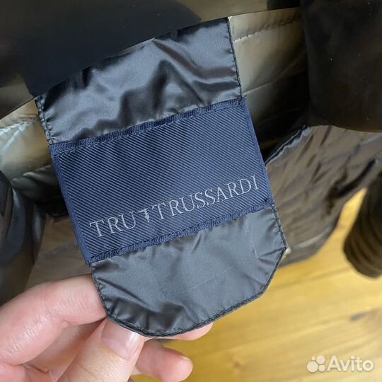 Куртка trussardi женская новая M