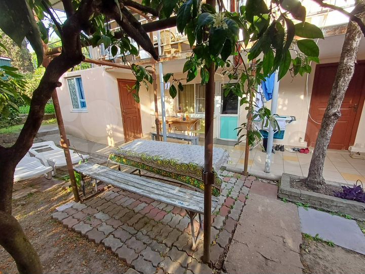 Комната 25 м² в 3-к., 1/2 эт.