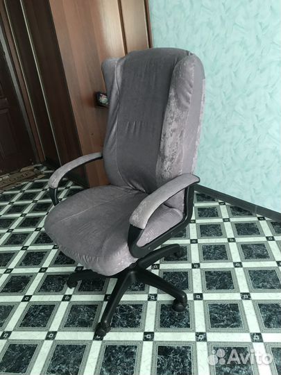 Компьютерное кресло бу