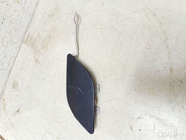 Лючок бампера Мерседес