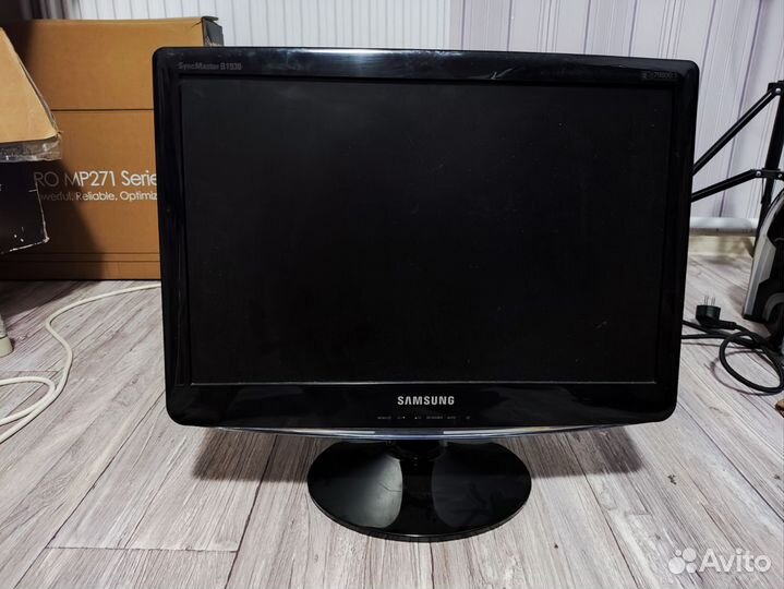 Монитор Samsung syncmaster 920nw