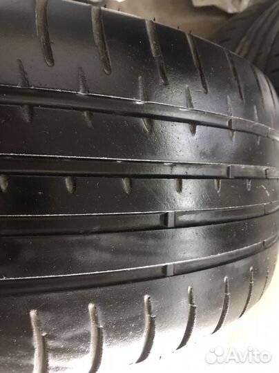 Accelera PHI 245/40 R19 98Y