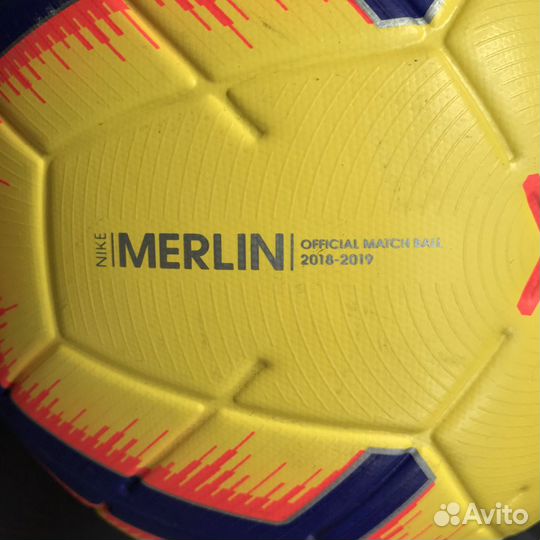 Профессиональный футбольный мяч Nike Merlin RPL