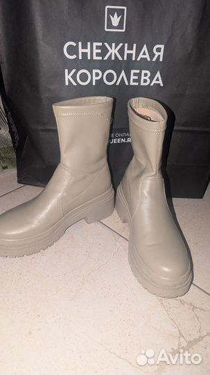 Ботинки женские