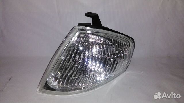 Поворотник левый mazda familia/323