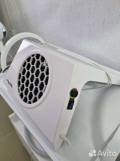 Пылесос для маникюра MAX Ultimate 7