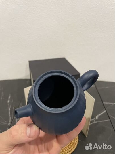 Исинский чайник и пиала