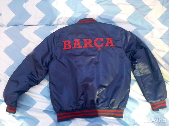 Бомбер футбольного клуба FC barcelona