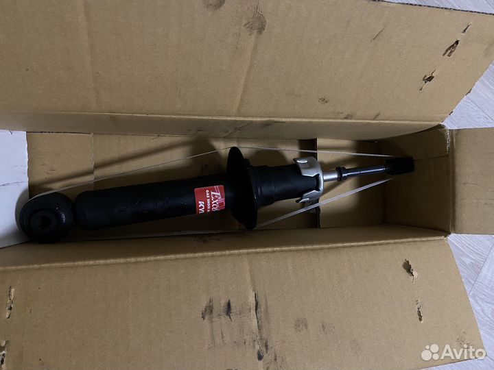 Амортизаторы задние KYB Nissan Almera