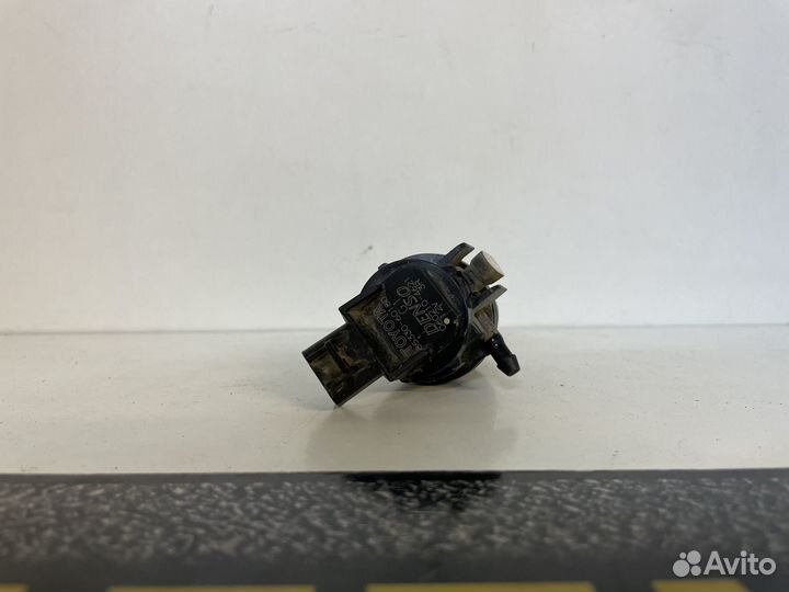 Насос омывателя заднего стекла Land Cruiser 200