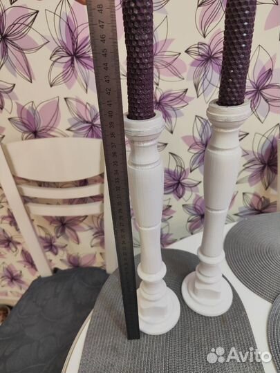 Подсвечники и дерево