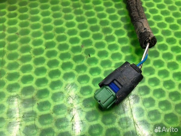 Проводка двери багажника LADA Xray хэтчбек 21129