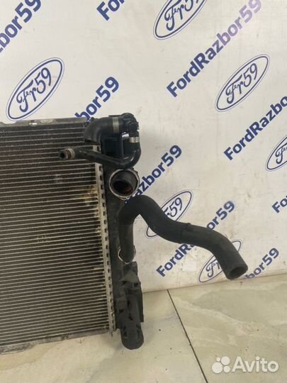 Радиатор двс Mercedes-Benz C-Class W204 2011-2015