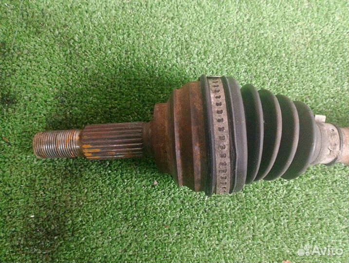 Привод Renault Logan 1.6 2017