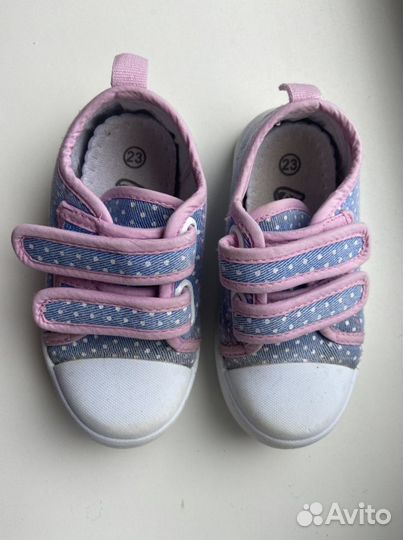 Кроссовки для девочки