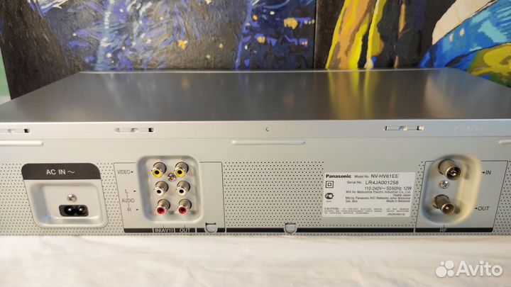 Видеомагнитофон Panasonic nv -hv61