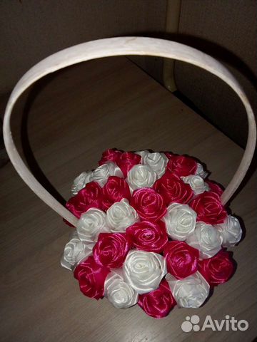 Цветы из атласных лент