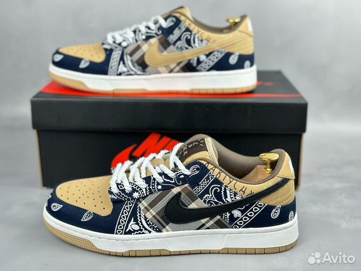 Кроссовки Nike SB Dunk Low Travis Scott