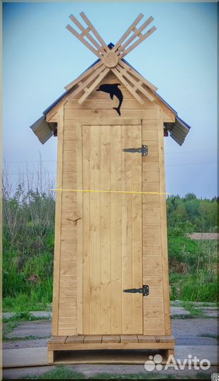 Уличный туалет деревянный HME558