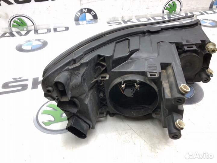 Фара левая Skoda Octavia