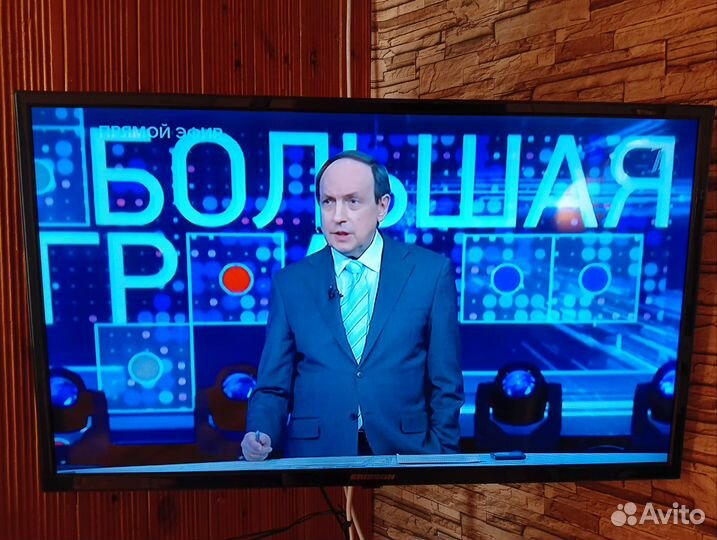 Телевизор SMART tv 32 дюйма