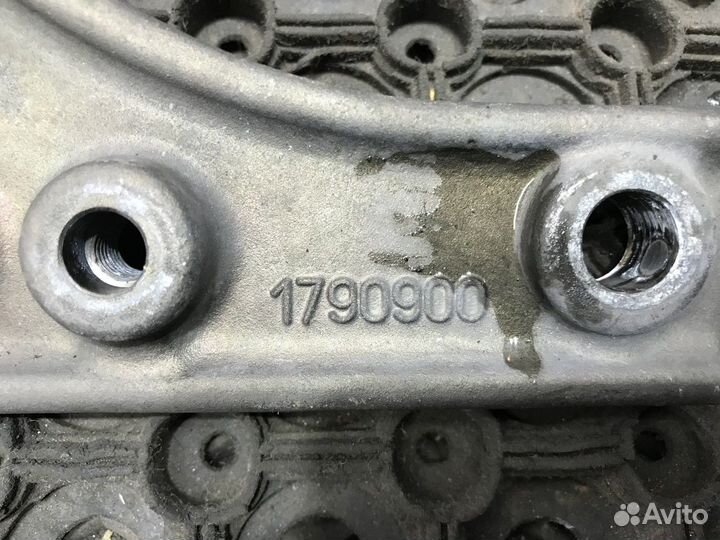 Кронштейн бампера левый Scania 5-series