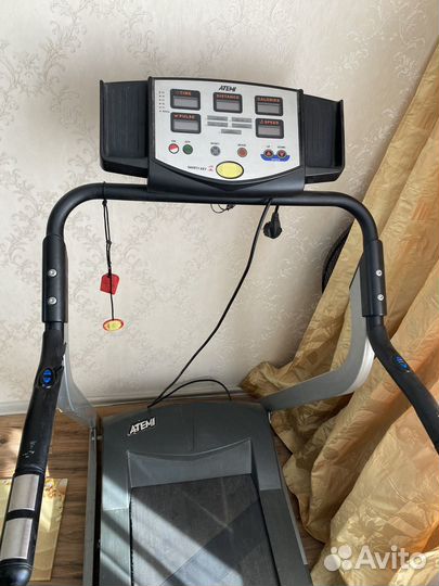 Беговая дорожка электрическая