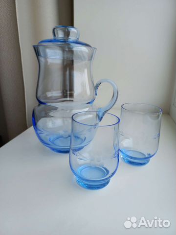 Кувшин с крышкой и два стакана голубое стекло СССР