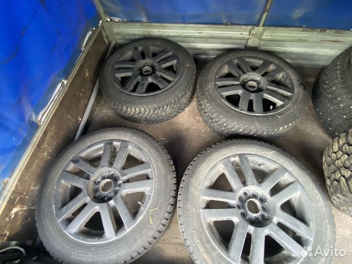 Комплект зимних колес r 16