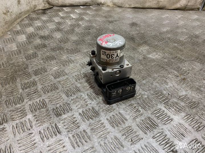 Блок ABS Kia Cerato 3 YD 2013-2020