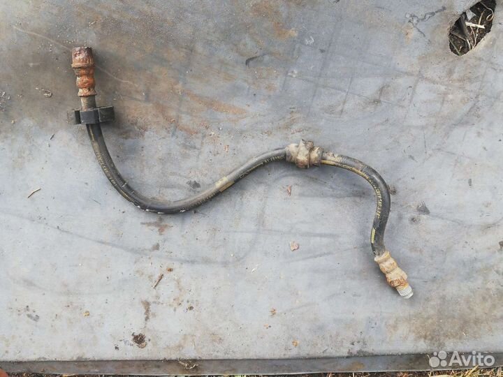 Шланг тормозной Рено Меган 1