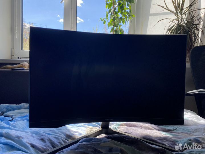 Игровой монитор Samsung Odyssey G5 C27G55tqwi