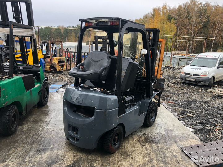 Вилочный погрузчик Toyota 02-6FD15, 2010