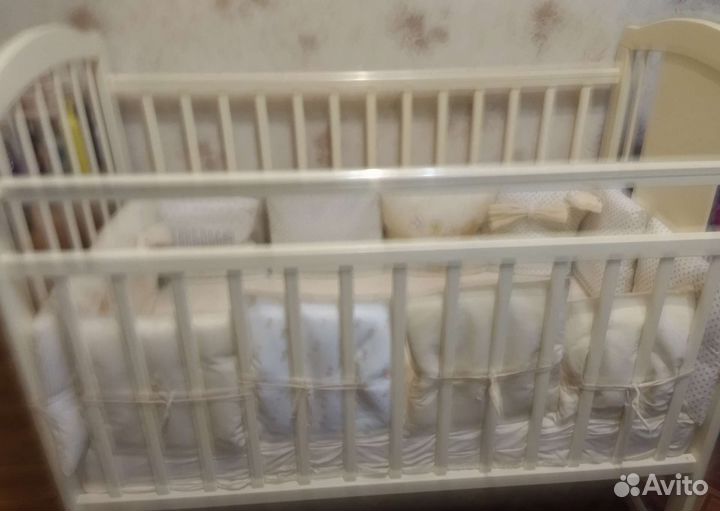 Детская кроватка