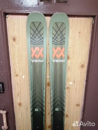 Горные лыжи Volkl фрирайд 184