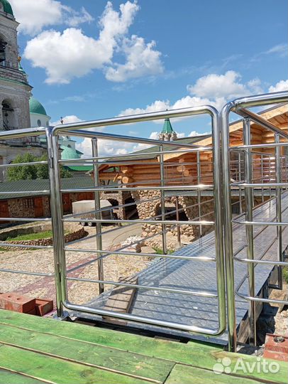 Перила, поручни, ограждения из нержавеющей стали